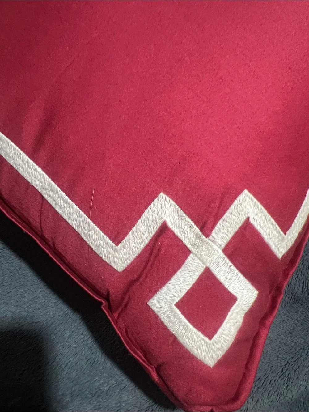 croft & barrow Red and Cream Decorative Accent Pillow Set